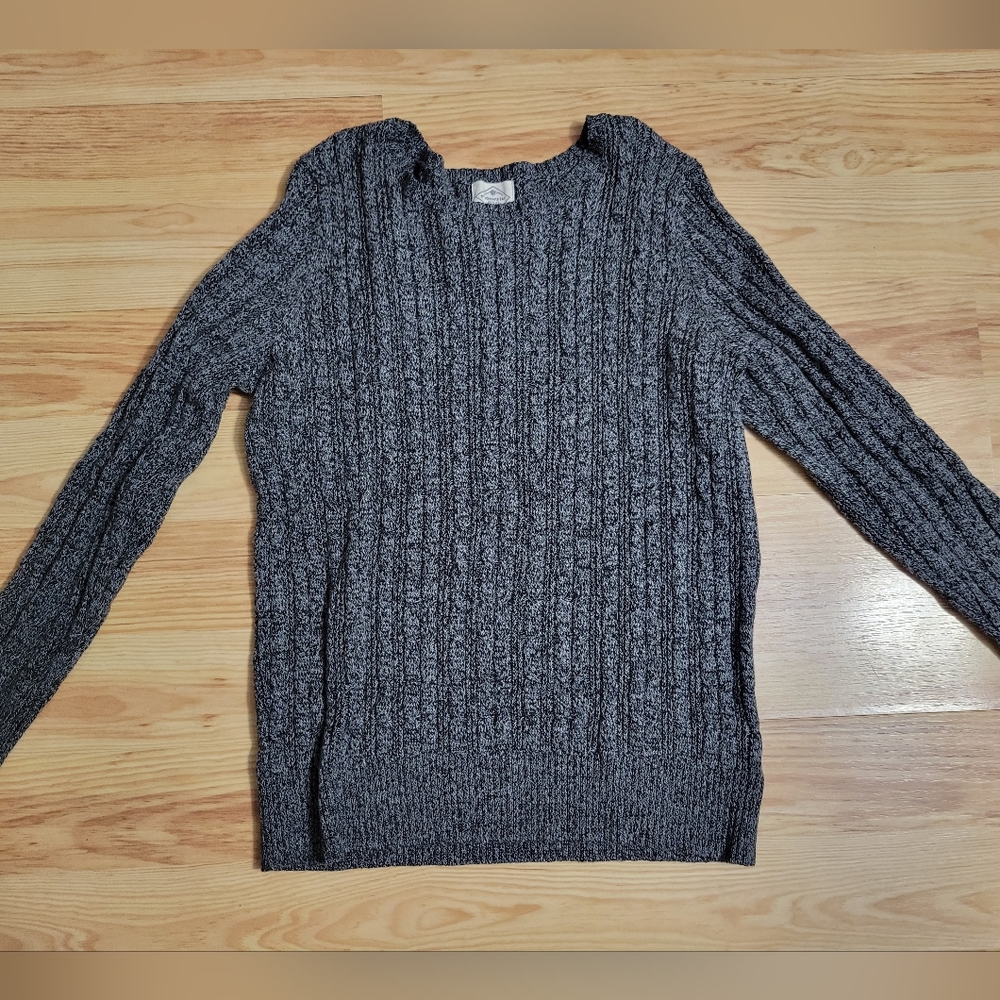 Knit sweater